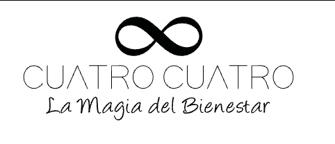 En un mundo que a menudo se siente caótico, el verdadero santuario reside en nuestro interior. Este artículo es una guía práctica y espiritual para reconectar con tu poder personal a través del aroma y el ritual.

Exploramos el concepto del "Universo Fuego", un estado de conciencia donde la energía fluye sin obstáculos. Aprenderás:

La Danza del Equilibrio: Cómo la vibrante naranja y la refrescante menta piperita de Cuatro Cuatro se fusionan para estabilizar tus emociones.

Rituales de Transmutación: Pasos sencillos para limpiar tu espacio y tu mente utilizando la alquimia de los cítricos y el poder de los cuatro elementos (Tierra, Agua, Aire y Fuego).

Meditación Profunda: Cómo crear un altar sagrado en casa para alcanzar estados de paz y concentración energizante.

Es momento de dejar atrás lo denso y abrazar la luz. Tu despertar comienza con una respiración profunda.